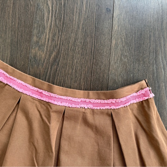 Tara Jarmon Linen/Cotton mini skirt with pink ribbon trim - Picture 3 of 6